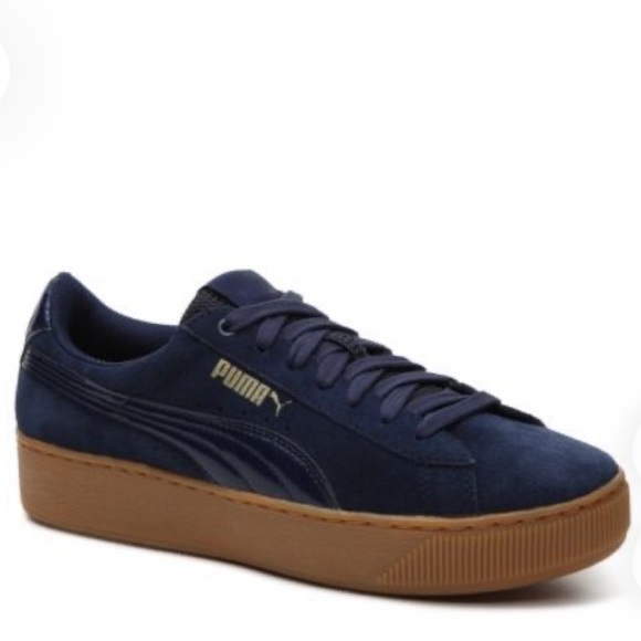 Puma Vikky navy blue platform suede sneaker - Picture 1 of 3